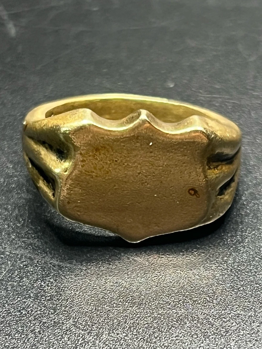 Vintage Gold Tone Signet Ring Hidden Eagle Crest Inside Signed L. Frost. Size 9